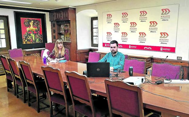 Miranda respalda el 31 de agosto para el festivo de San Juan en un pleno urgente