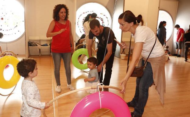 Las escuelas infantiles estrenan la matriculación 'online' el 28 de mayo