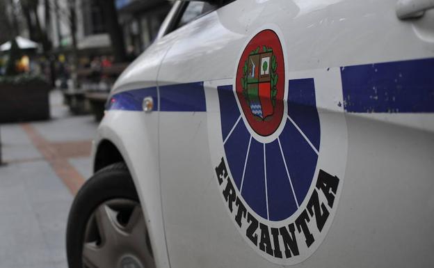 Detenido por agredir a un hombre tras una discusión por un aparcamiento en Vitoria