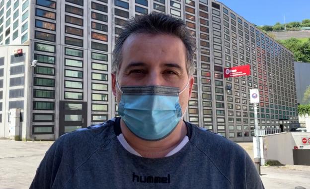 Pueyo ve posible mantener media plantilla del Bilbao Basket