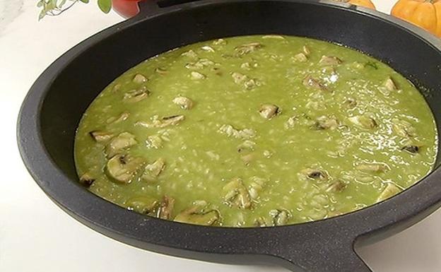 Risotto de champis con pesto de rúcula