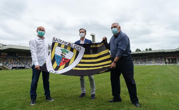 «Haremos todo lo posible para ascender a Segunda B Pro», asegura Aitor Larrazabal