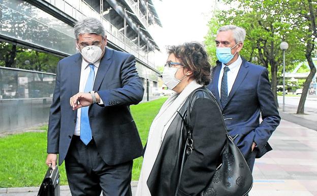 Un médico investigado declara que Osakidetza autorizó romper el anonimato de los opositores