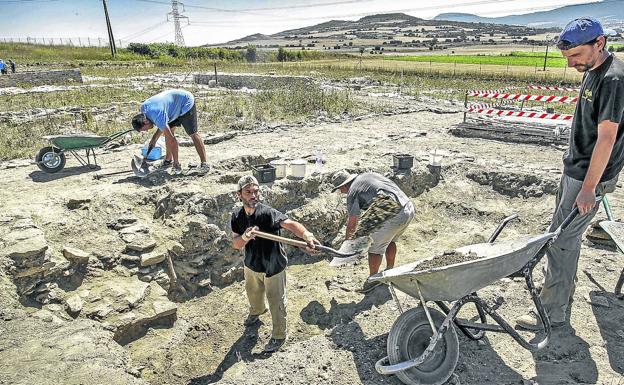 Álava apostará por el turismo de cercanía en Iruña Veleia tras liberarse del peso de la estafa