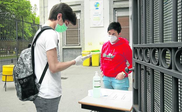 Los colegios de Vitoria reclaman a Educación «instrucciones concretas» para la vuelta a clase