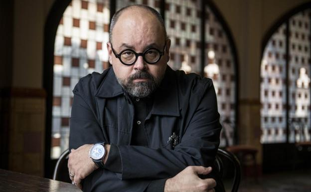 Muere el escritor Carlos Ruiz Zafón, autor de 'La Sombra del Viento' a los 55 años