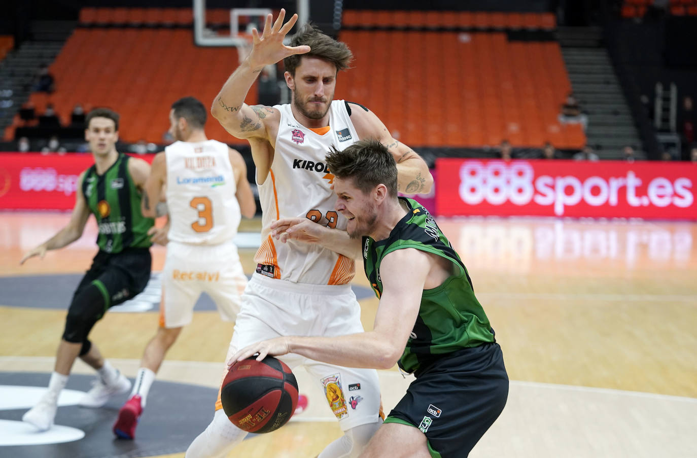 Las fotos del Joventut - Baskonia