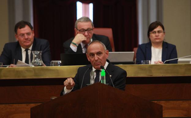 El diputado general de Álava alerta de que el territorio está ante una situación económica de «extrema dificultad»