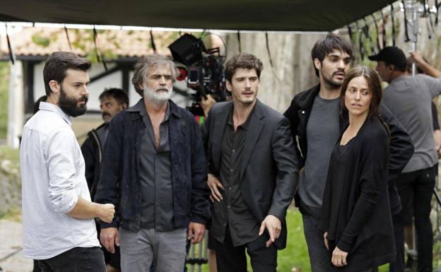 Imanol Rayo zinemagilearen 'Hil kanpaiak' luzemetraia urriaren 16an estreinatuko da