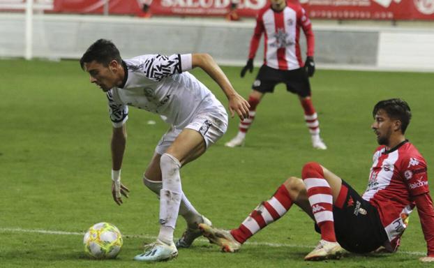 Altube, delantero para el Arenas y hermano de portero del Real Madrid