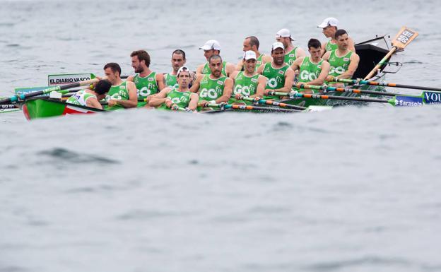 Bandera para Santurtzi y liderato para Orio