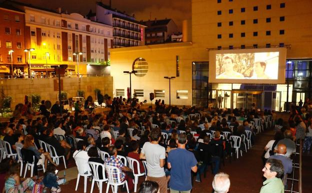 Conciertos, cine al aire libre, teatro...Los planes de esta semana en Vitoria