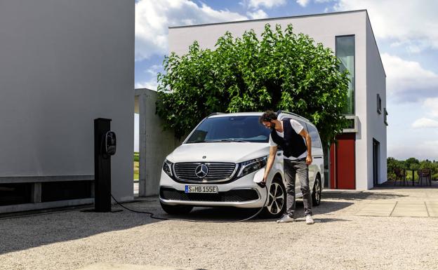 Las ventas mundiales de furgonetas de Mercedes caen un 25% en el primer semestre