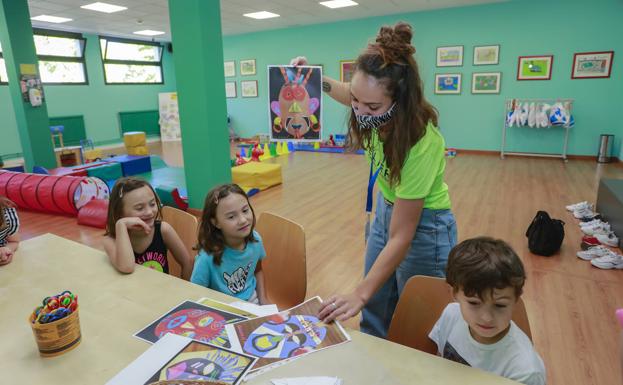 Las colonias se ponen en marcha con «obsesión» por la seguridad