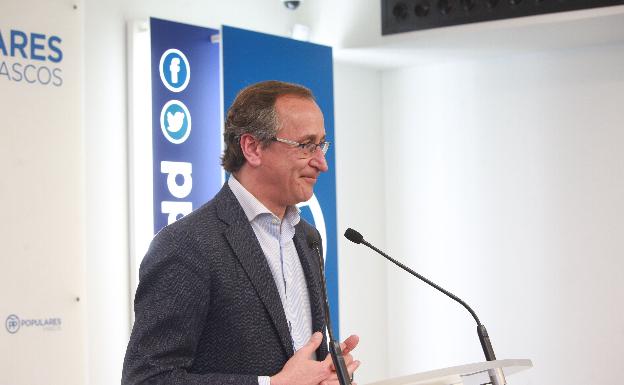 Alfonso Alonso ficha por la consultora del exministro socialista José Blanco