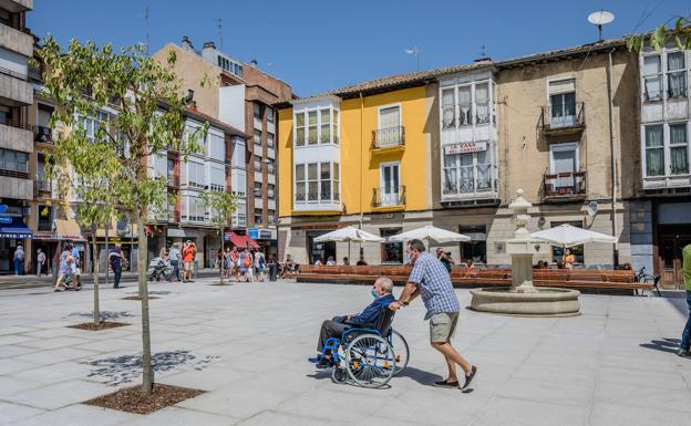 Vitoria recupera una plaza del Hospital más accesible