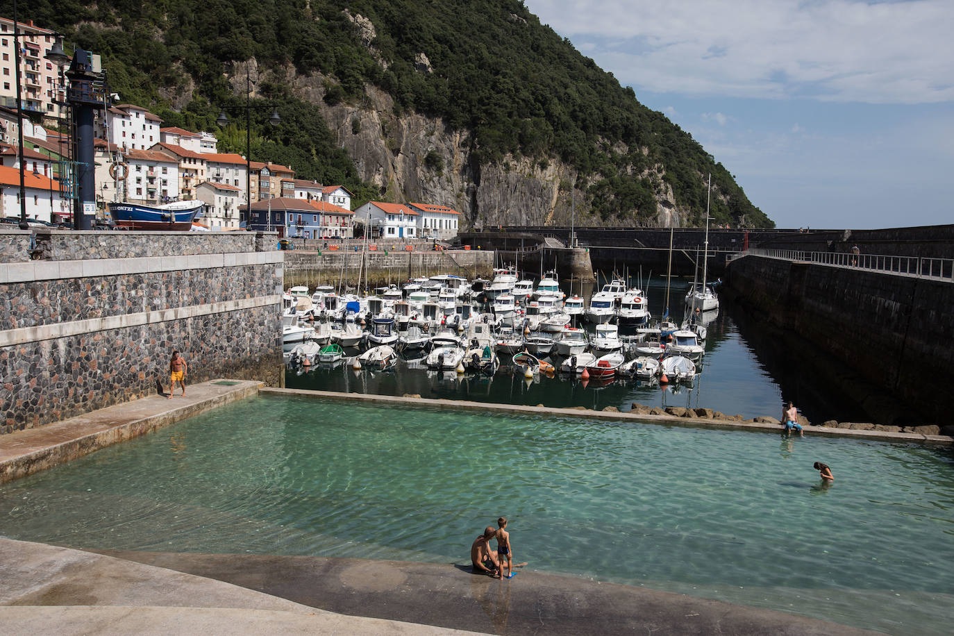 El coronavirus vacía Elantxobe y Bermeo en su fiesta más popular