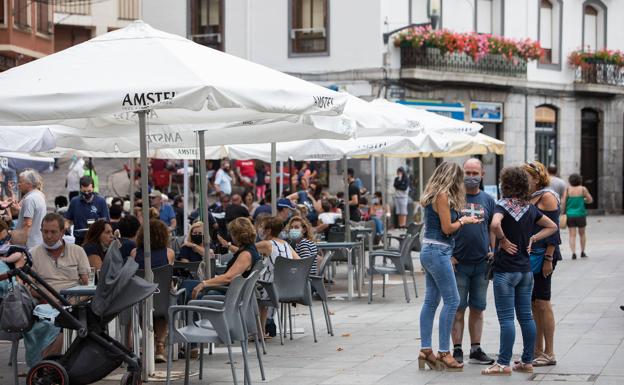 La hostelería vizcaína repartirá más de 37.000 mascarillas en los puntos críticos