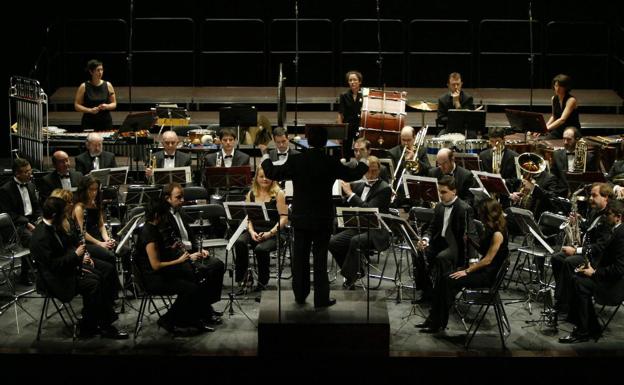 La Banda Municipal pondrá música festiva a la gala Celedones de Oro