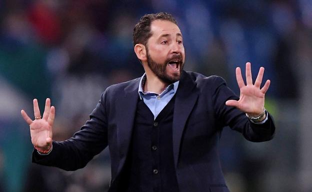 Compás de espera por Machín