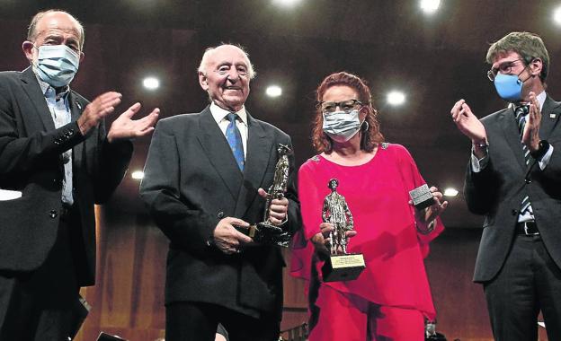 Dos Celedones de Oro que son puro teatro