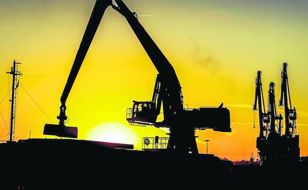 Las empresas del Puerto de Bilbao dicen que la huelga de la estiba puede ser un «golpe fatal»