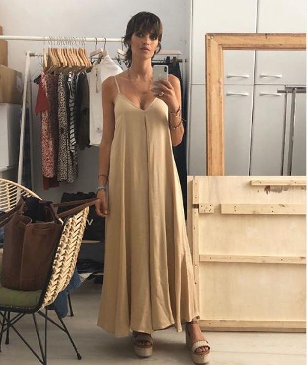 Sara Carbonero y su sencillez en su visita a la 'ofi'