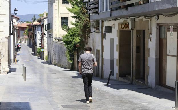 Osakidetza detecta 4 clientes contagiados del restaurante Xixilu de Vitoria y 3 del bar Kokolo de Salvatierra