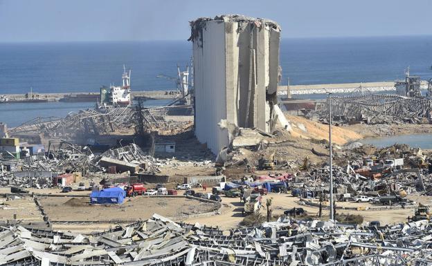 Macron pide ayuda rápida para Beirut y una investigación independiente