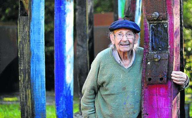 Los 90 años de Ibarrola, un creador vital y social