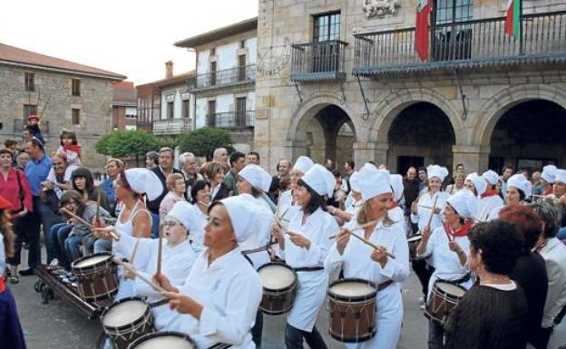Destino Gorbea descubre los encantos de Otxandio