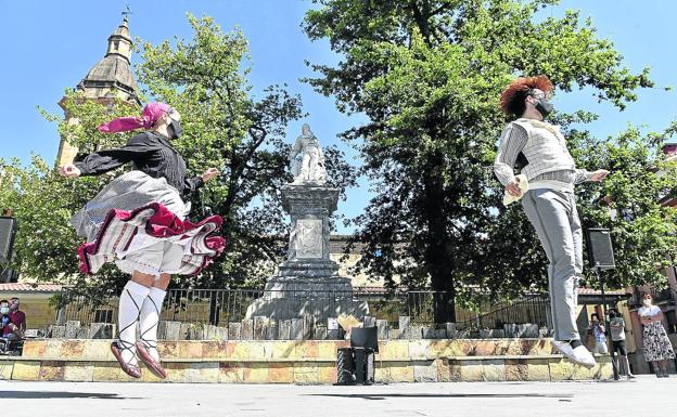 «Es hora de recuperar el único himno que nos ha unido y concita los mayores consensos»