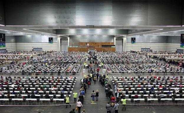 La jueza que investiga la OPE de Osakidetza citará a declarar a 16 testigos en septiembre