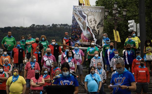 Bilboko Konpartsak tratará de recuperar parte del programa de Aste Nahasia en Santo Tomás y carnavales