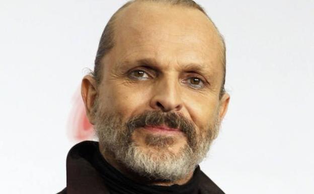 Lluvia de críticas a Miguel Bosé por apoyar una concentración contra el uso de mascarillas