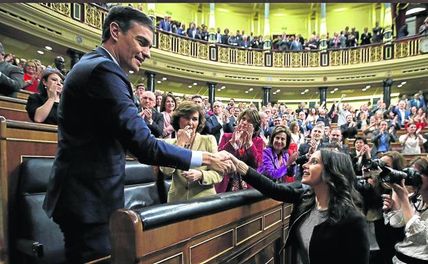 Sánchez redobla su apuesta por Cs para aprobar un Presupuesto clave para su futuro