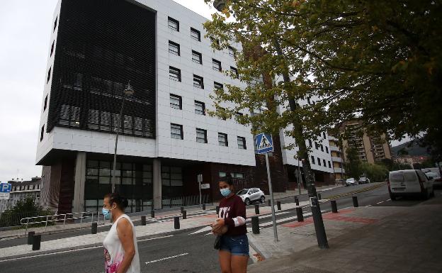 Detectan un nuevo brote en una residencia en el centro de Bilbao