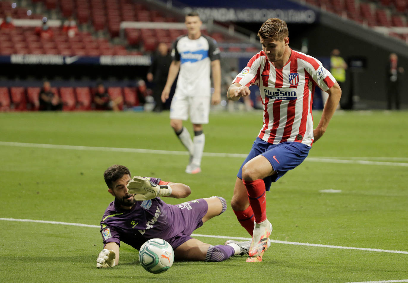 Una portería en permanente trasiego