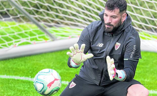 Clubes de Turquía, Grecia e Inglaterra quieren a Herrerín