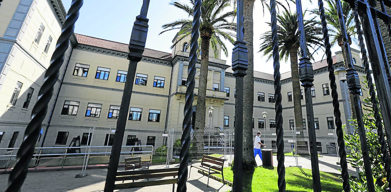 El coronavirus invade las residencias vascas: dos muertos y un brote con 33 casos