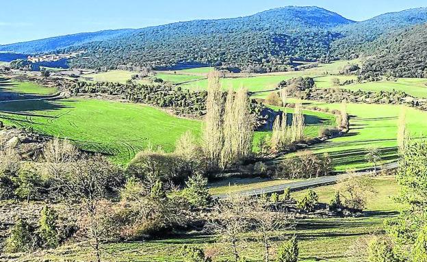 El Gobierno abre la puerta a hacer el embalse de Barrón al medio año de renunciar