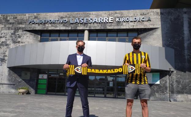 El Barakaldo vuelve a apostar por la cantera con Javi Zorrilla