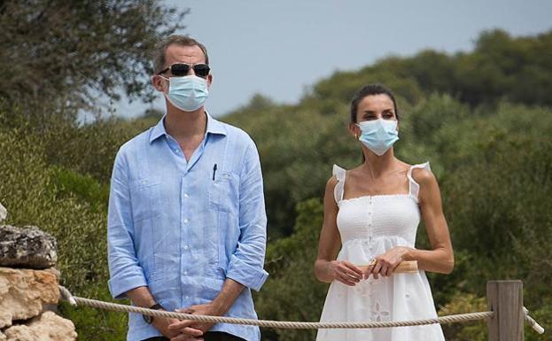 Felipe VI pone de moda la guayabera