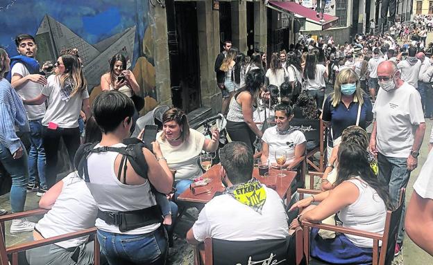 La inquietante evolución de la pandemia en agosto augura un otoño crítico