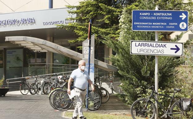 Los positivos se mantienen por debajo del centenar en Álava