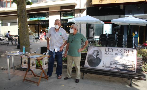 700 firmas en favor del nombre de Lucas Rey para el colegio de Amurrio