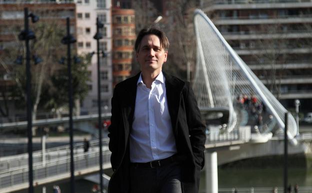 El artífice de la internacionalización de Bizkaia se va de la Diputación