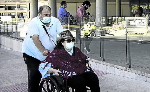 Cruces comunica a San Eloy y Urduliz que deberán asumir a sus pacientes con Covid