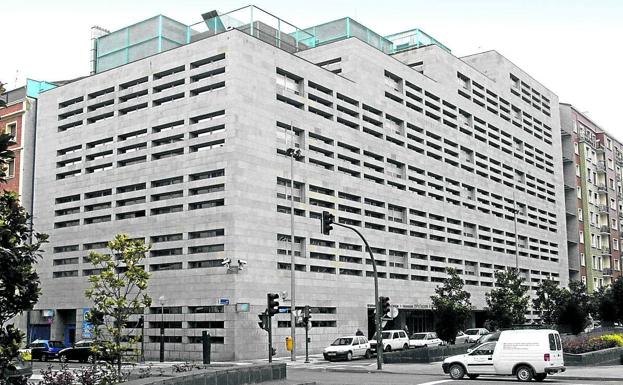 El Gobierno vasco puede encontrarse este año con un agujero de 2.200 millones de euros