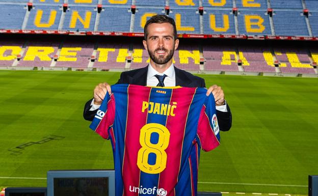 Pjanic: «Compartiré vestuario con un extraterrestre»